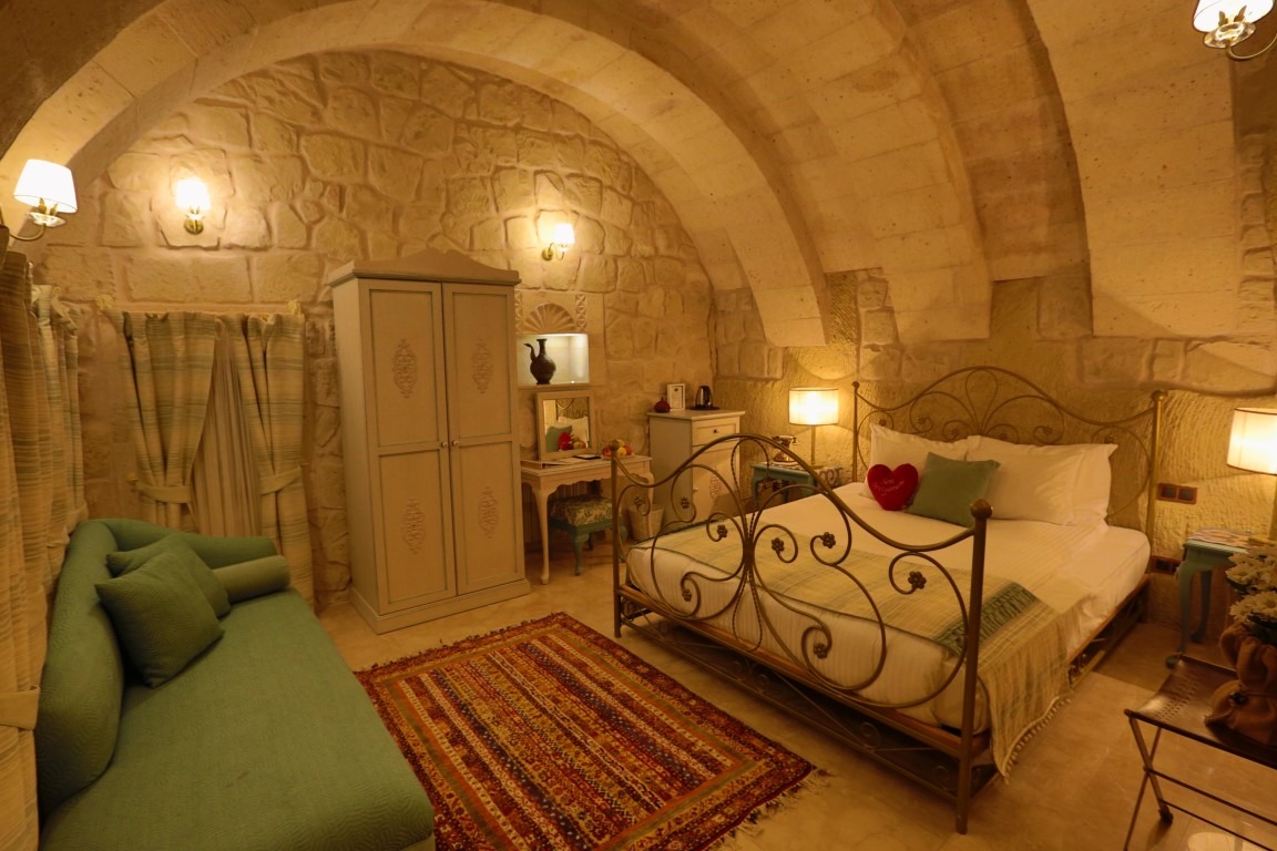 TAFONİ OTEL